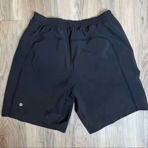 Lululemon Mens Lined Shorts Large Black